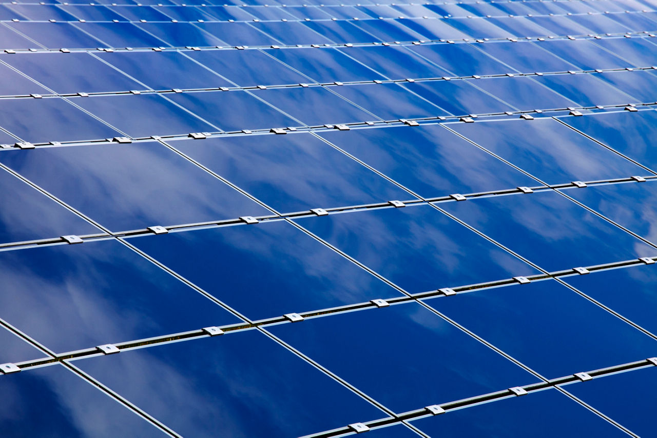 Equal Weight Performance; Shippers in the Red Sea; and Renewables for Energy Security 