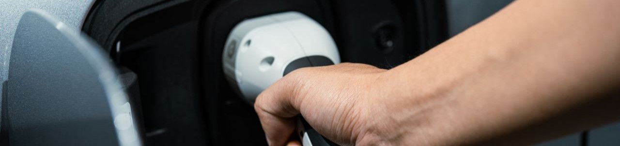 United States: US hybrid registrations jumped in March 2026 -- ongoing trend or reaction to fuel price anxiety? 