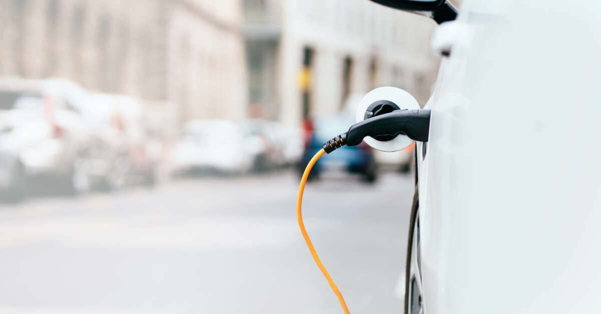 EV adoption rates How the US and other markets compare in 2025